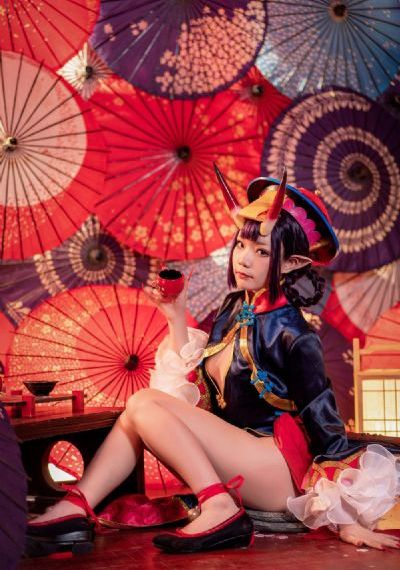 少婦蕩乳情欲辦公室高清-槍版高清完整版
