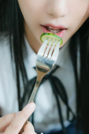 yourporn久久國產精品-花絮電影全集觀看