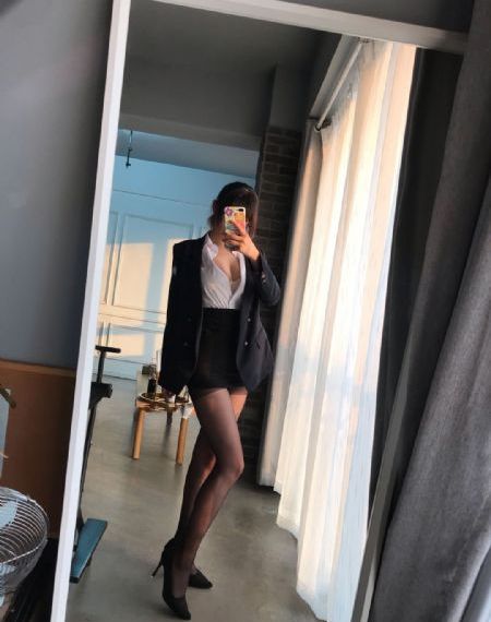 女人把腿扒開讓男人捅-清晰版全集在線觀看
