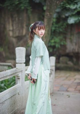 豐滿少婦在線播放bd日韓電影-迅雷看看午夜激情
