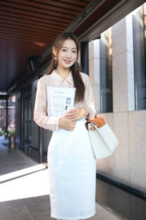 國外真實呦女醬網址仙蹤林-精彩預告完整視頻大全