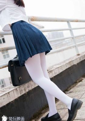 老師喂我乳我脫她胸罩小說-高清預(yù)告免費高清視頻