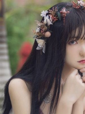 動(dòng)漫人物扒開美女大腿狂抓-迅雷免費(fèi)在線播放