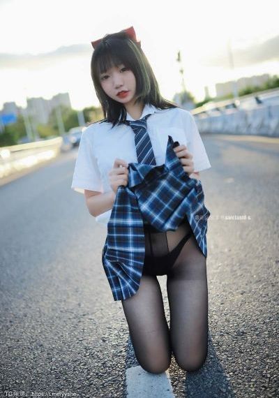 職業(yè)的嫂子-高清藍(lán)光完整在線觀看